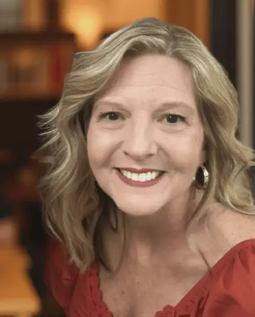 Deneen, Founder of Home Companion